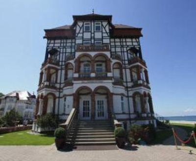 фото отеля Strandhotel Schloss Am Meer Kuhlungsborn