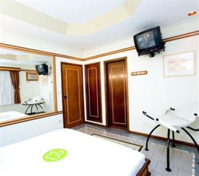 фото отеля Rivieras Motel