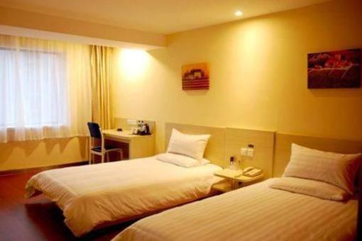 фото отеля Hanting Express Shenyang Wu'ai