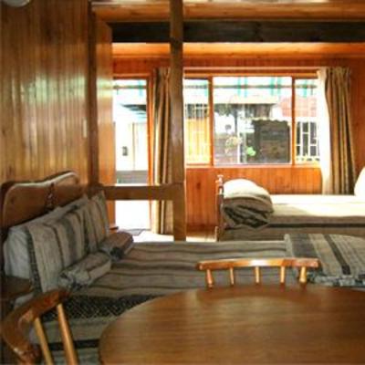 фото отеля Lakeside Accommodation