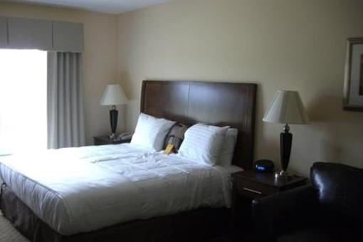 фото отеля Holiday Inn Hotel & Suites Barboursville