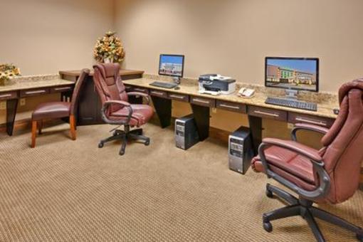 фото отеля Holiday Inn Hotel & Suites Barboursville