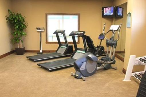 фото отеля Holiday Inn Hotel & Suites Barboursville