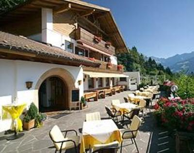 фото отеля Farmerkreuz Appartements Tirolo