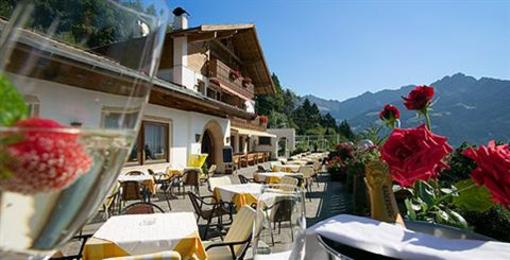 фото отеля Farmerkreuz Appartements Tirolo
