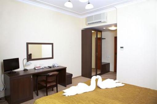 фото отеля Apriori Hotel