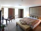 фото отеля Sunrise Golf & Country Club Hotel