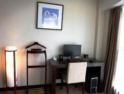 фото отеля Huating Hotel Huzhou