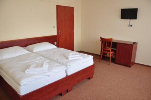 фото отеля Hotel Rudka