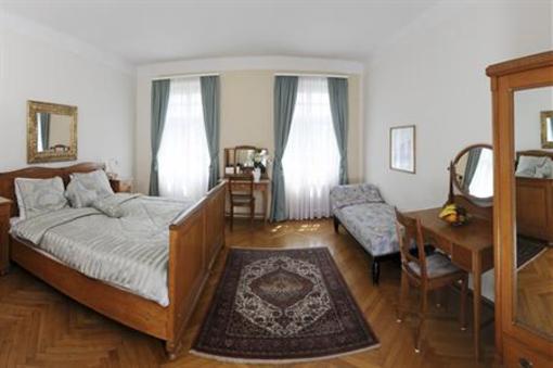 фото отеля Carinthia Velden Hotel