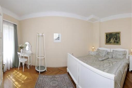 фото отеля Carinthia Velden Hotel