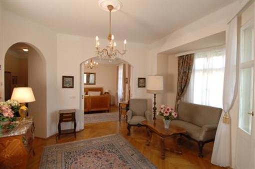 фото отеля Carinthia Velden Hotel