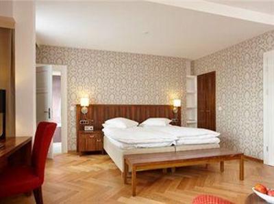 фото отеля Waldhaus Hotel Sils-Maria