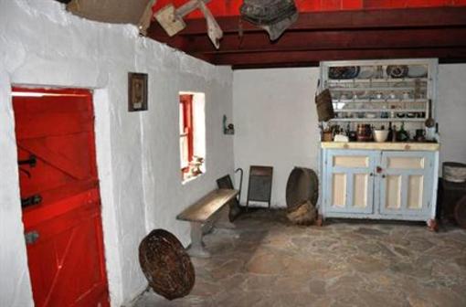 фото отеля Dan O'Hara's Farmhouse Clffden