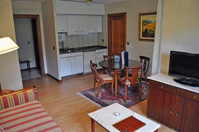 фото отеля Hotel Apartamentos Don Carlos