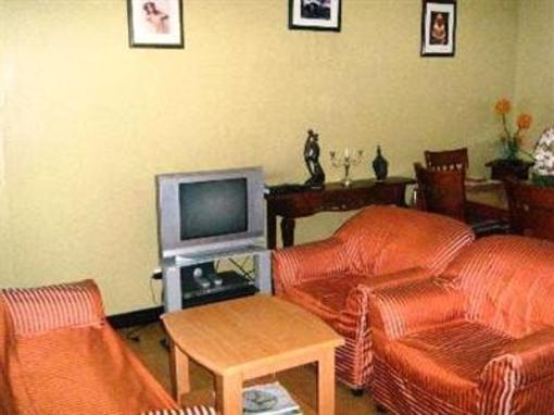 фото отеля Rosewood Pointe Residences Apartment Taguig