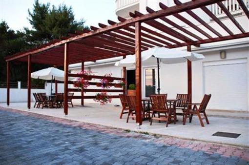 фото отеля Villa Bianca Apartments Okrug Gornji