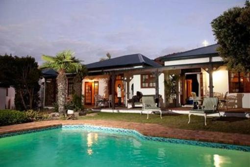фото отеля Huijs Te Marquette Guesthouse Mossel Bay