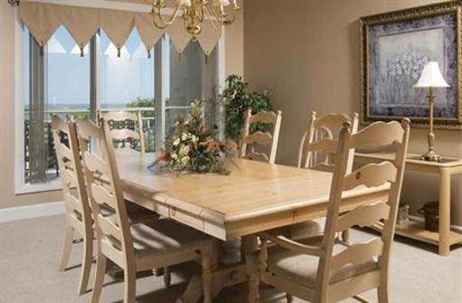 фото отеля ResortQuest Windsor Place Villa Hilton Head Island