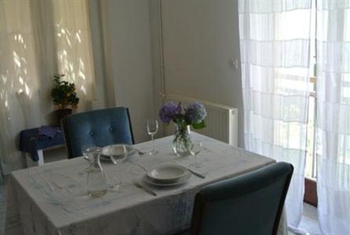 фото отеля Apartments Mediteraneo