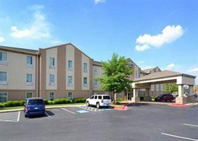 фото отеля Comfort Inn & Suites Bryant