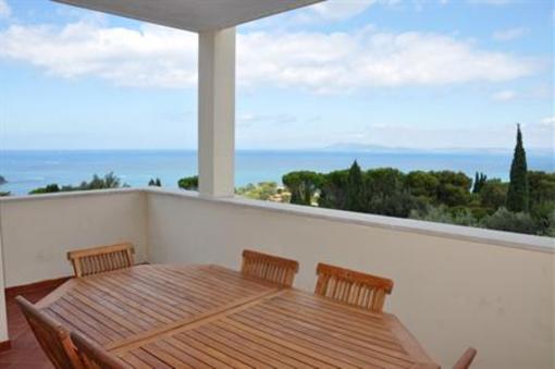 фото отеля Residenza Turistico Alberghiera Le Poste del Pianone