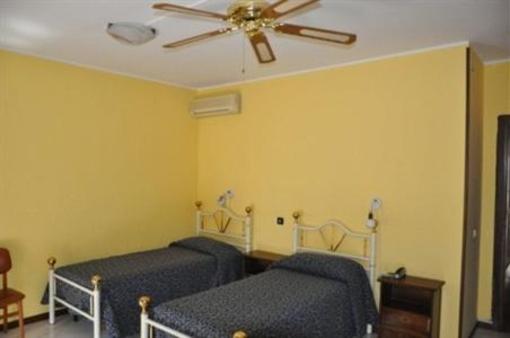 фото отеля Hotel Parmigiano