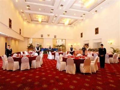 фото отеля Oasis Amir Hotel Jakarta