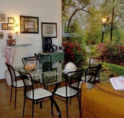 фото отеля Soggiorno Petrarca Bed & Breakfast Florence