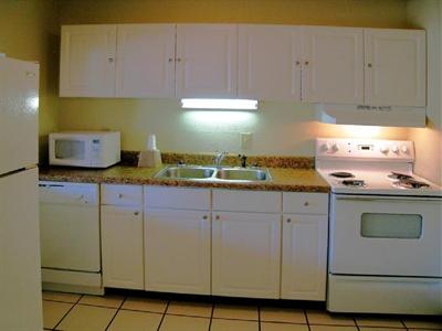 фото отеля American Quality Lodge Panama City