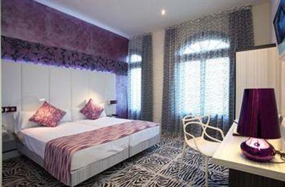 фото отеля Hostal Alfonso XII