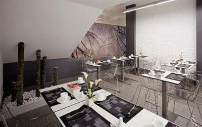 фото отеля Hostal Alfonso XII