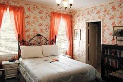 фото отеля Scotlaur Inn Bed and Breakfast