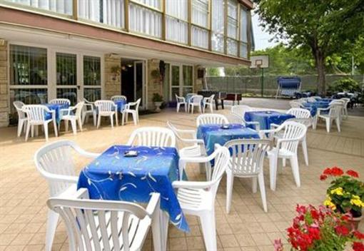 фото отеля Hotel Sandra