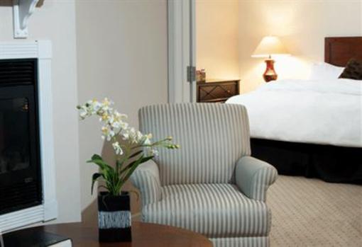 фото отеля Inn at Cherry Creek