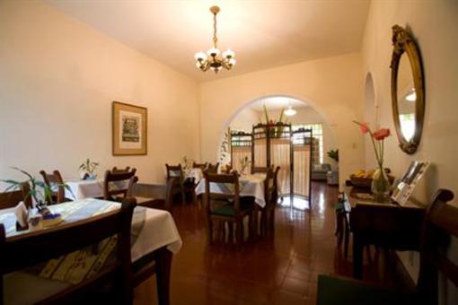 фото отеля Hostal Santa Rita
