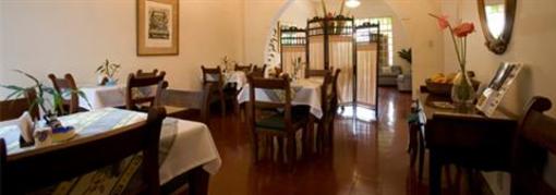 фото отеля Hostal Santa Rita