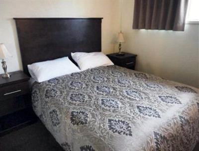фото отеля Econo Lodge Vernon