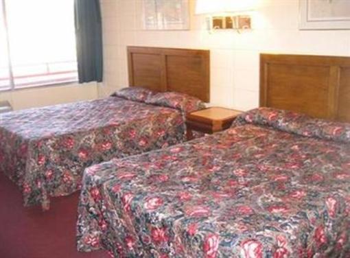 фото отеля Red Carpet Inn Blacksburg