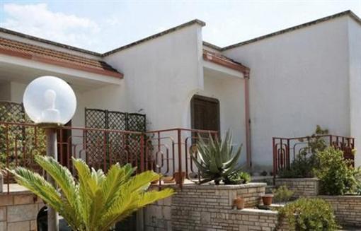 фото отеля Santu Nicola Bed & Breakfast