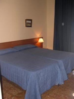 фото отеля Hostal Bejar