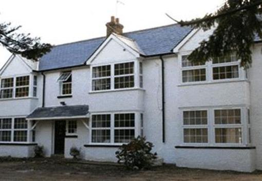 фото отеля Oakhurst Gatwick B&B