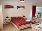 фото отеля Oakhurst Gatwick B&B