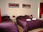 фото отеля Oakhurst Gatwick B&B