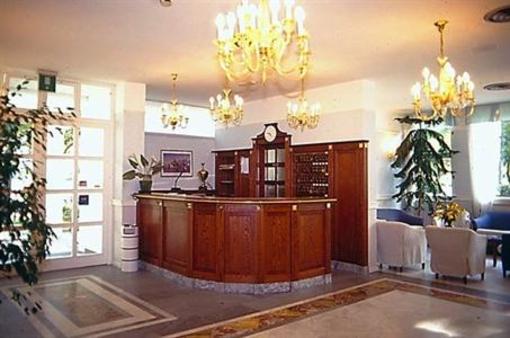 фото отеля Consuelo Hotel