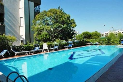 фото отеля Consuelo Hotel