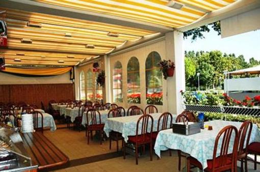 фото отеля Consuelo Hotel