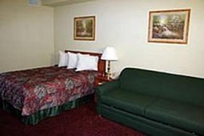 фото отеля Mackinaw Beach and Bay - Inn & Suites
