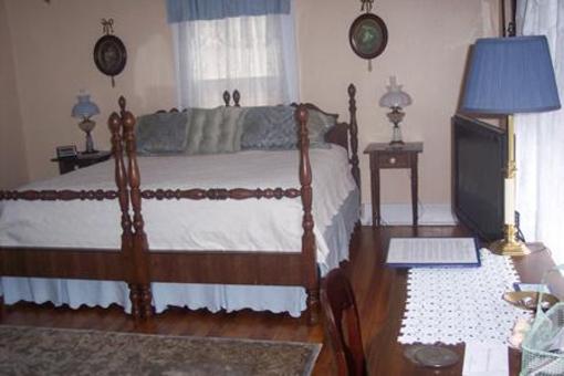 фото отеля Inn on Main Street Bed and Breakfast Weaverville