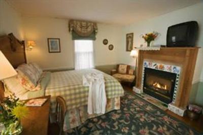 фото отеля Inn on Main Street Bed and Breakfast Weaverville